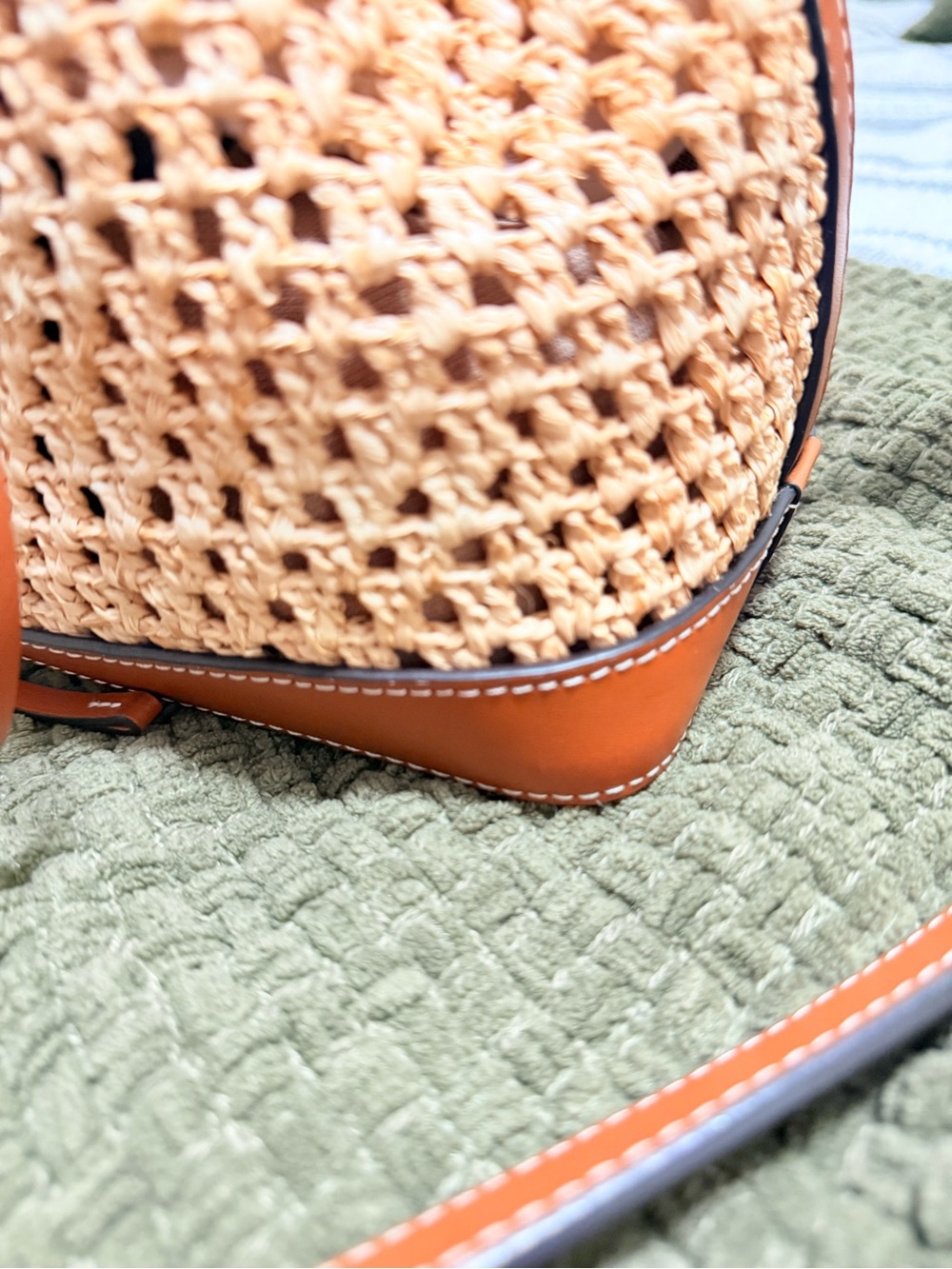 Louis Vuitton Beige Crochet Drawstring Bucket Bag with Tan Leather - Picture 6 of 12